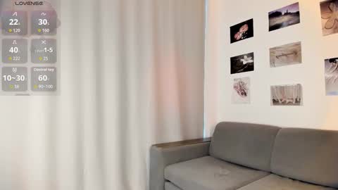 Snapshot of sofiasimons chatting on 10.07.25 Sofia online show from 10.07.25