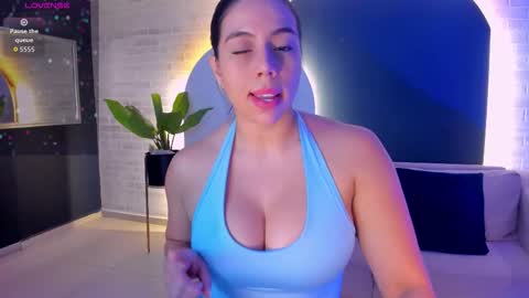 Sofi Vega online show from 01.31.26