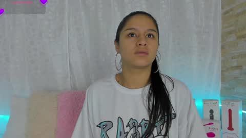 Danna Sofia online show from 02.26.25