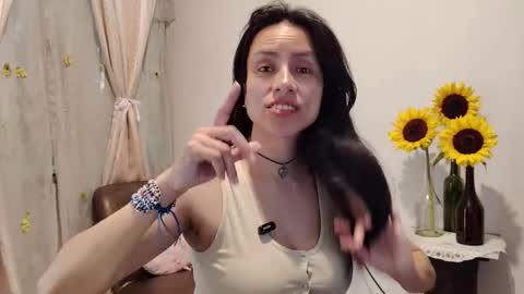Sofi Bella online show from 01.10.26