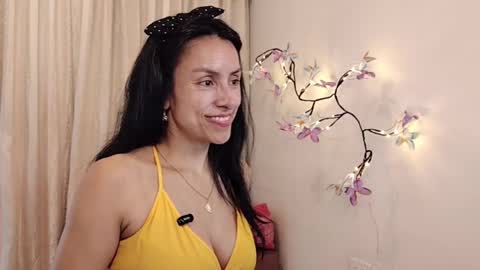 Sofi Bella online show from 05.10.26