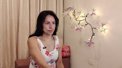 Sofi Bella online show from 05.12.26