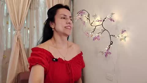 Sofi Bella online show from 05.23.26