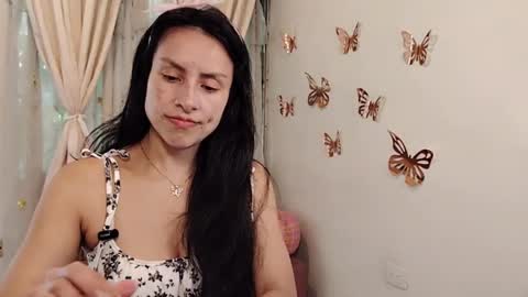 Sofi Bella online show from 06.08.26