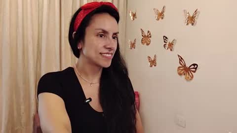 Sofi Bella online show from 06.12.26