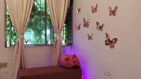 Sofi Bella online show from 06.16.26