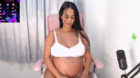 Snapshot of sofierosse_ chatting on 01.19.26 Sofie Rosee online show from 01.19.26