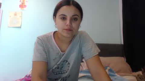 Snapshot of sofigarcia17 chatting on 12.14.24 sofi online show from 12.14.24
