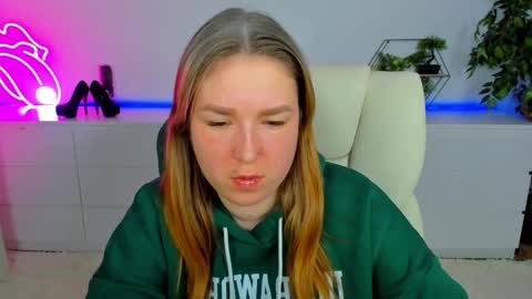 Snapshot of sofii_darling chatting on 02.19.26 sofii_darling online show from 02.19.26