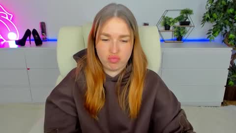 Snapshot of sofii_darling chatting on 03.05.26 sofii_darling online show from 03.05.26