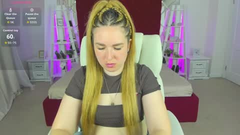 sofii_darling online show from 04.10.26
