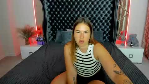 Snapshot of sofii_darling chatting on 07.23.26 sofii_darling online show from 07.23.26