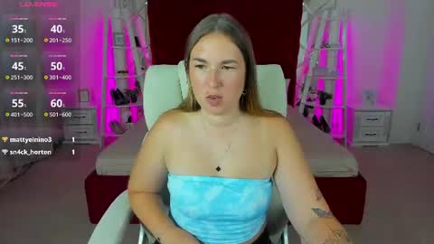 Snapshot of sofii_darling chatting on 07.28.26 sofii_darling online show from 07.28.26