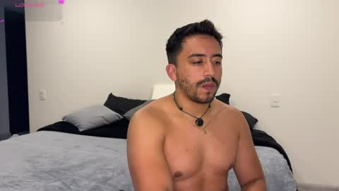 sofii_n_diego online show from 04.28.26