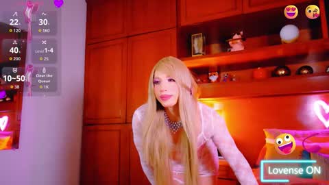 Sofa bonita  online show from 10.04.25
