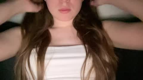 Snapshot of sofinovvak chatting on 04.28.26 Sofi online show from 04.28.26