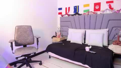      online show from 06.21.26
