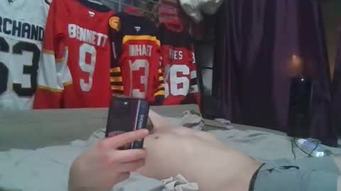 Snapshot of soflogrown97 chatting on 01.14.26 Mason Muscles online show from 01.14.26