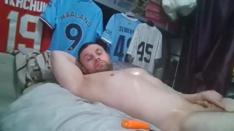 Snapshot of soflogrown97 chatting on 02.06.26 Mason Muscles online show from 02.06.26