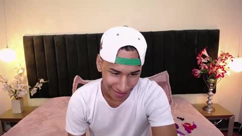 Cam and Amy online show from 10.22.25