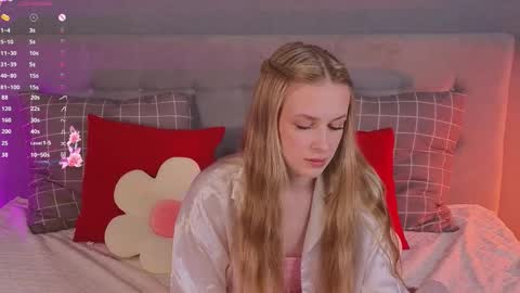 Snapshot of soft_babe chatting on 02.09.26 Milisa online show from 02.09.26