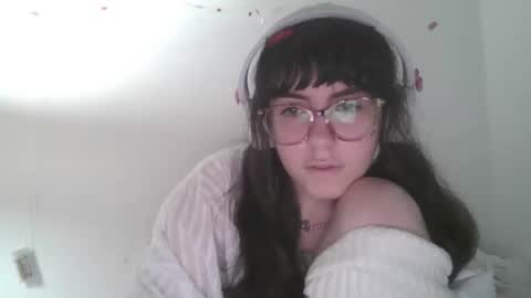 Snapshot of softarches chatting on 02.10.26 SoftArches online show from 02.10.26