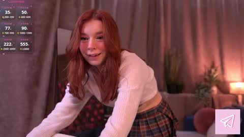 Snapshot of softcoredoll chatting on 10.25.25 Eva online show from 10.25.25