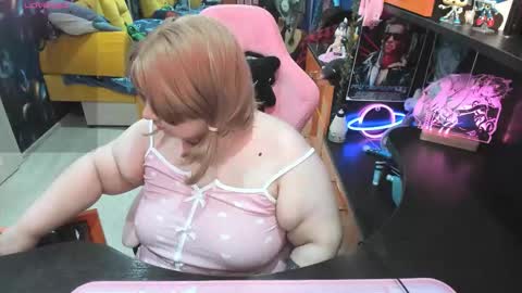 Sofie online show from 10.17.25