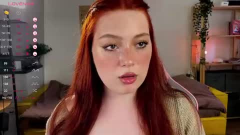 Snapshot of sofy_benson chatting on 07.28.26 Sofy online show from 07.28.26