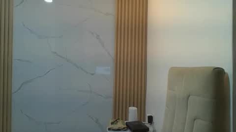 Snapshot of sofy_sexxi chatting on 09.27.25 sofy_sexxi online show from 09.27.25