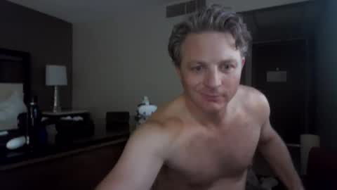 Snapshot of sohottonight63 chatting on 11.12.25 sohottonight63 online show from 11.12.25