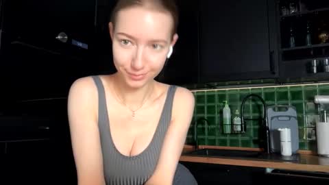 Bella online show from 02.22.26