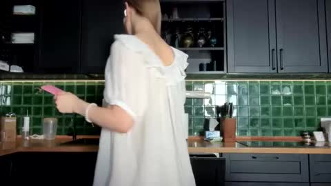 Bella online show from 03.19.26