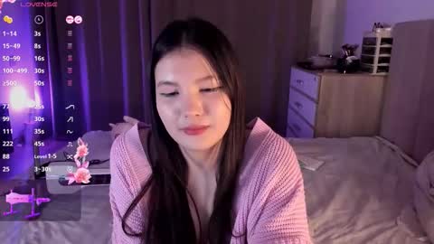 Snapshot of solar_marin chatting on 01.13.26 Rin online show from 01.13.26