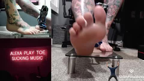 SolesFinalBoss online show from 05.05.26