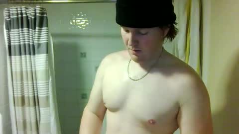 Snapshot of solid_n_hung chatting on 02.10.26 solid_n_hung online show from 02.10.26