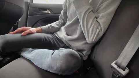 Snapshot of sondages chatting on 11.27.25 Sondages online show from 11.27.25