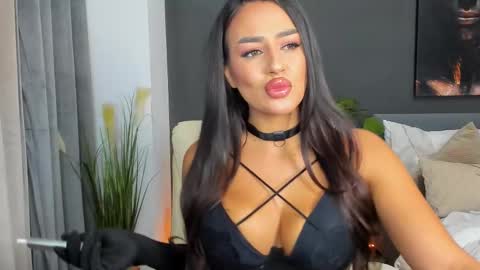 Sonia  Rey online show from 09.12.25