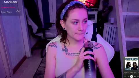 Rie online show from 10.11.25