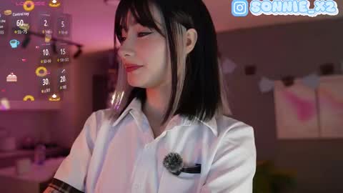 Snapshot of sonnie_mami chatting on 09.27.25 Sonnie online show from 09.27.25