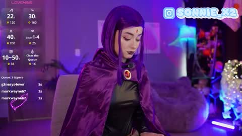 Snapshot of sonnie_mami chatting on 10.13.25 Sonnie online show from 10.13.25