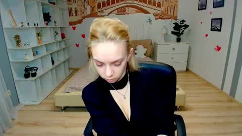 Snapshot of sonnysofia chatting on 04.07.26 Sonya online show from 04.07.26