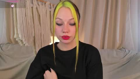 Snapshot of sono_sharingan chatting on 11.10.25 Your ghost wife online show from 11.10.25