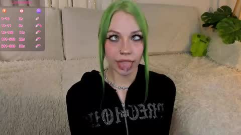 Snapshot of sono_sharingan chatting on 02.08.26 Your ghost wife online show from 02.08.26