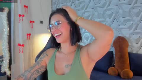 Snapshot of sophi_01 chatting on 03.21.26 sophie online show from 03.21.26