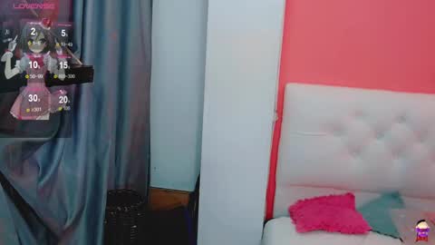 sophi_avenus online show from 03.08.25