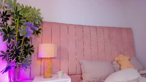 sophi_cooper29 online show from 06.11.26