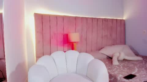 sophi_cooper29 online show from 08.05.26