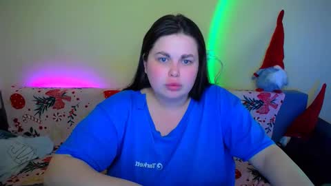 sophia__olsen online show from 12.05.25