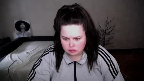 sophia__olsen online show from 04.22.26